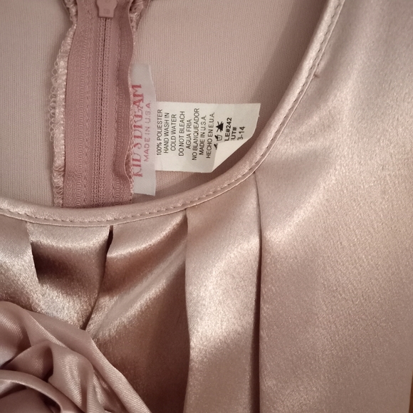 Pink bubble dress - Picture 4 of 5